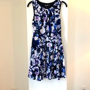 Floral sleeveless dress